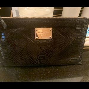 Michael  Kors wristlet